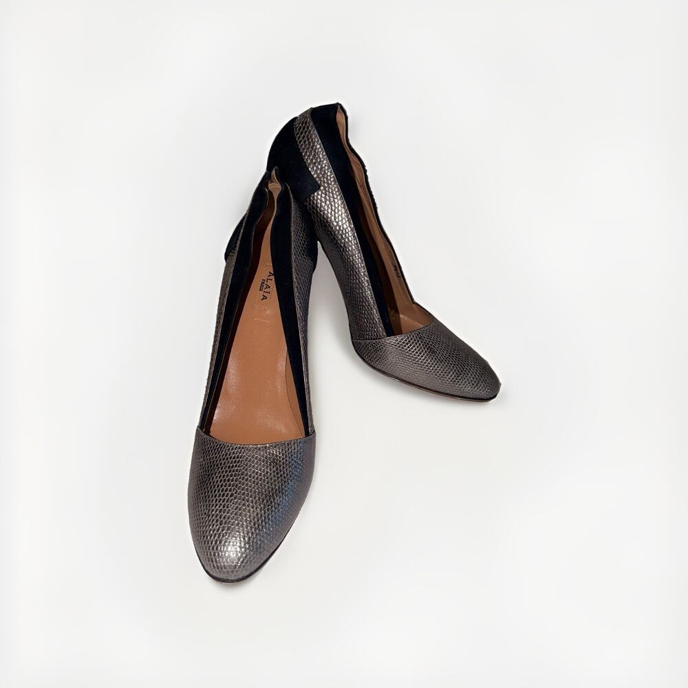 Alaïa Paris Metallic Lizard-Embossed & Black Suede d’Orsay Pumps – Size 38